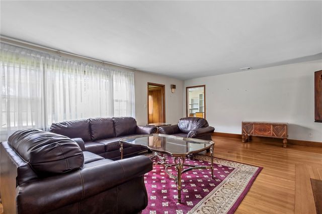 963 Hartford Avenue, Johnston, RI 02919