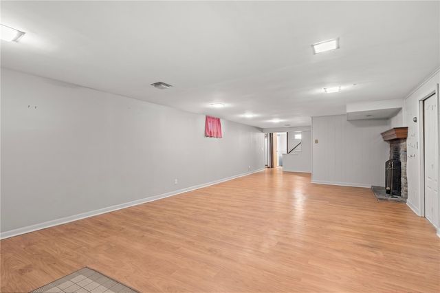 963 Hartford Avenue, Johnston, RI 02919