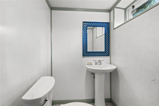 963 Hartford Avenue, Johnston, RI 02919