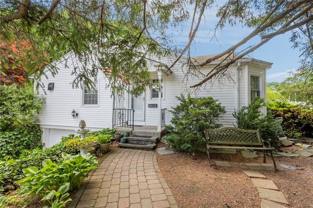 963 Hartford Avenue, Johnston, RI 02919