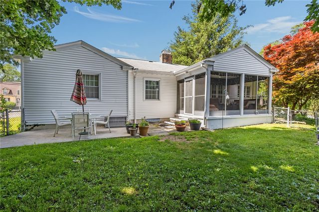 963 Hartford Avenue, Johnston, RI 02919
