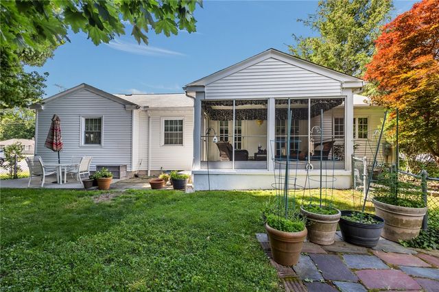 963 Hartford Avenue, Johnston, RI 02919