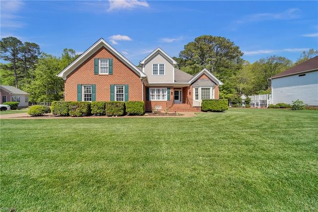 211 Darden DR, Poquoson, VA 23662