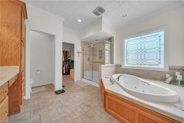 211 Darden DR, Poquoson, VA 23662