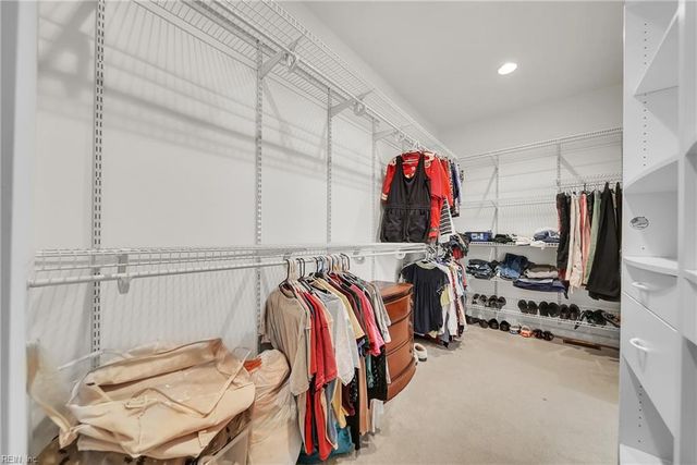 211 Darden DR, Poquoson, VA 23662