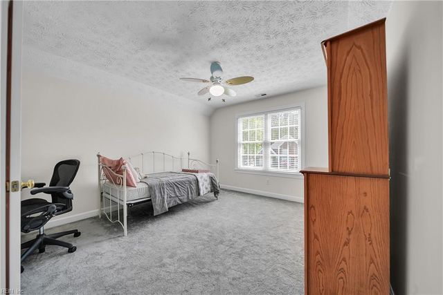 211 Darden DR, Poquoson, VA 23662