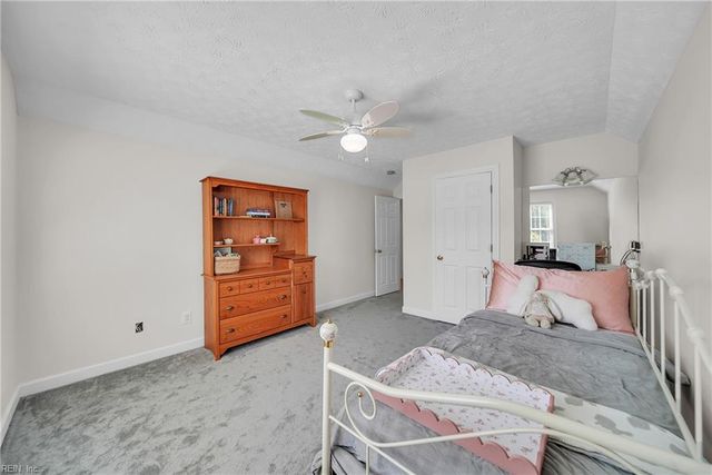 211 Darden DR, Poquoson, VA 23662