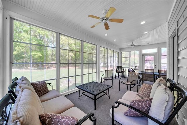 211 Darden DR, Poquoson, VA 23662
