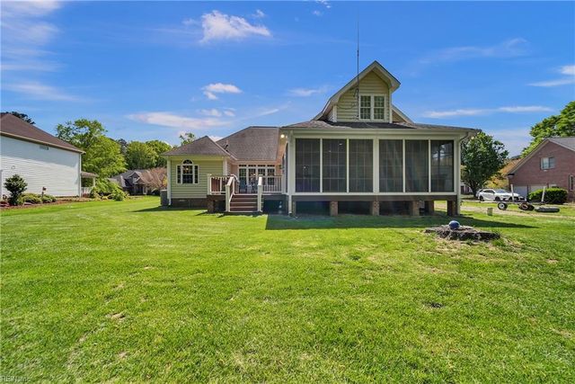 211 Darden DR, Poquoson, VA 23662