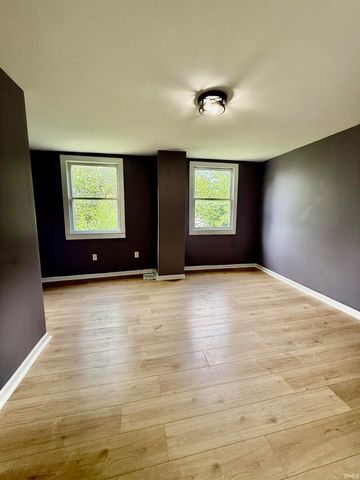 1321 Oakley Street, Evansville, IN 47710
