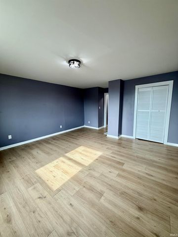 1321 Oakley Street, Evansville, IN 47710