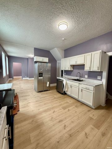 1321 Oakley Street, Evansville, IN 47710