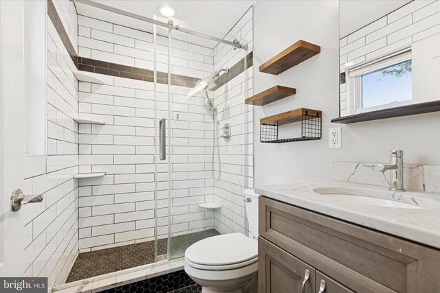 208 CHEYNEY DR, West Chester, PA 19382