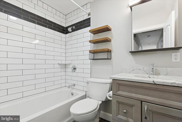 208 CHEYNEY DR, West Chester, PA 19382