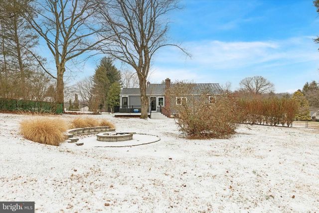 208 CHEYNEY DR, West Chester, PA 19382