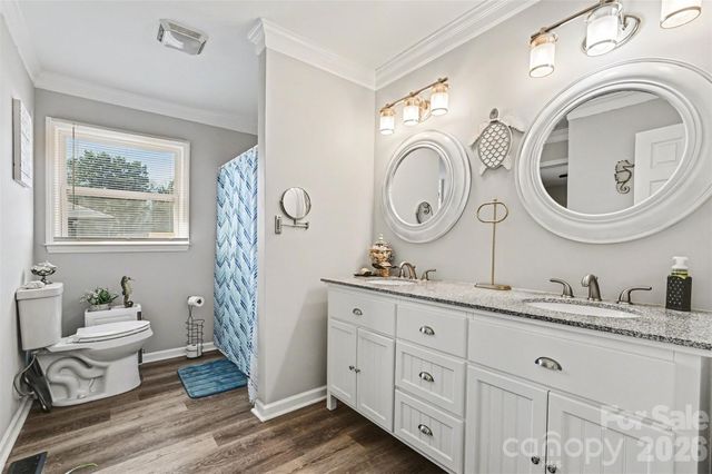 3545 Yorkland Drive, Hickory, NC 28601