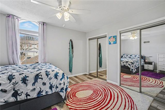 8737 NW 82nd Street, Kansas City, MO 64152