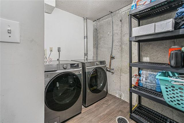 8737 NW 82nd Street, Kansas City, MO 64152