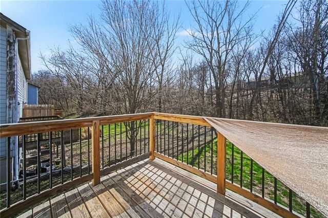 8737 NW 82nd Street, Kansas City, MO 64152