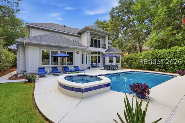 5 Stonewall Cir, Hilton Head Island, SC 29926