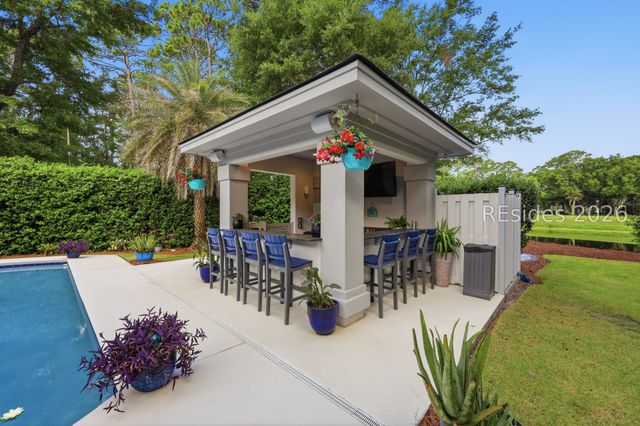5 Stonewall Cir, Hilton Head Island, SC 29926