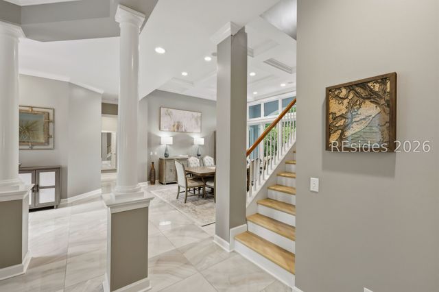 5 Stonewall Cir, Hilton Head Island, SC 29926