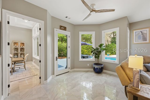 5 Stonewall Cir, Hilton Head Island, SC 29926