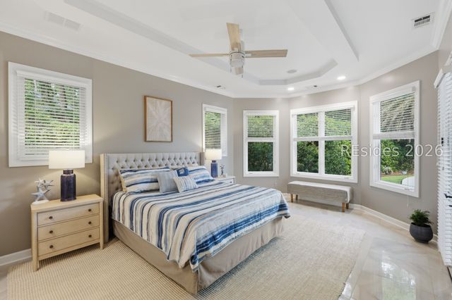 5 Stonewall Cir, Hilton Head Island, SC 29926