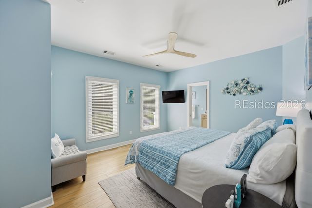 5 Stonewall Cir, Hilton Head Island, SC 29926