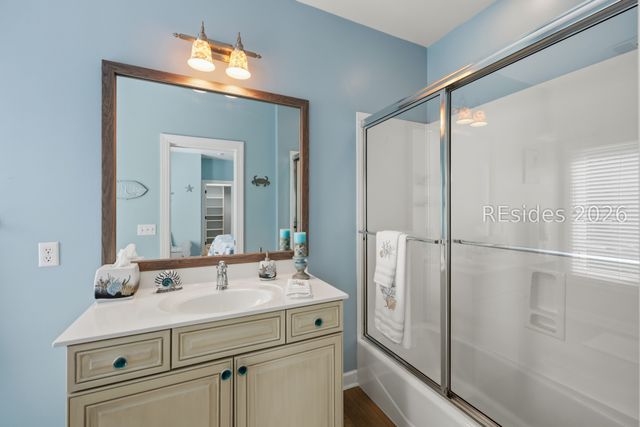5 Stonewall Cir, Hilton Head Island, SC 29926
