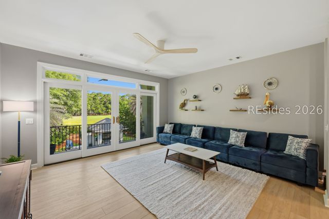 5 Stonewall Cir, Hilton Head Island, SC 29926