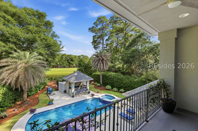 5 Stonewall Cir, Hilton Head Island, SC 29926