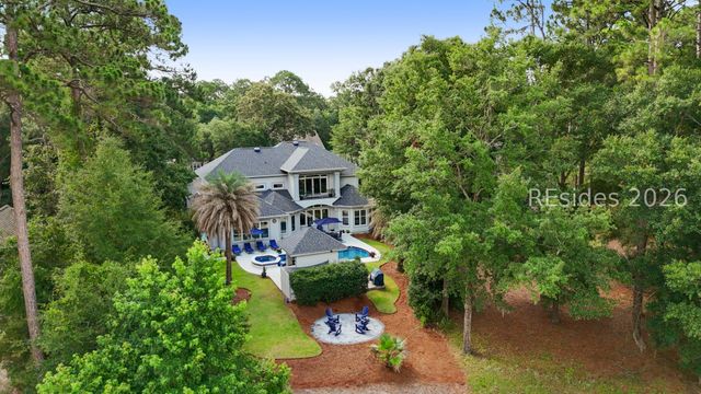 5 Stonewall Cir, Hilton Head Island, SC 29926