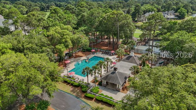 5 Stonewall Cir, Hilton Head Island, SC 29926