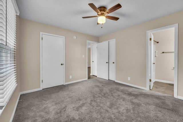 711 Green Valley Ct, Clarksville, TN 37042