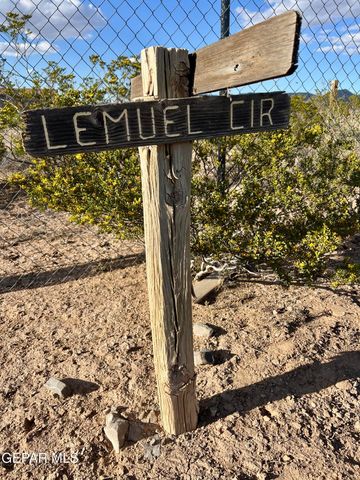 17500 Lemuel Circle, El Paso, TX 79938