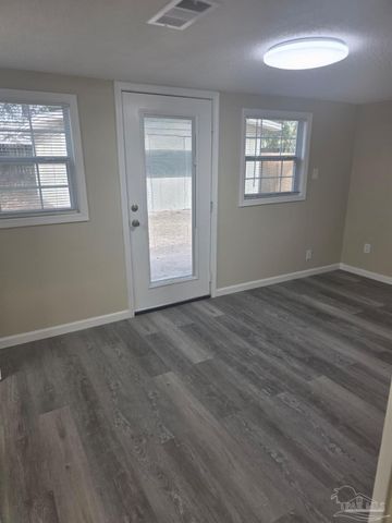 7607 Charity Dr, Pensacola, FL 32534