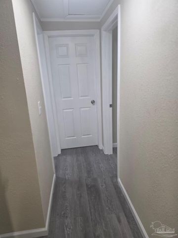 7607 Charity Dr, Pensacola, FL 32534