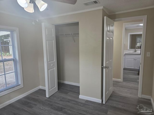 7607 Charity Dr, Pensacola, FL 32534