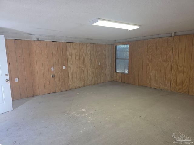 7607 Charity Dr, Pensacola, FL 32534