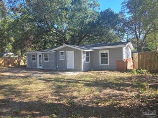 7607 Charity Dr, Pensacola, FL 32534