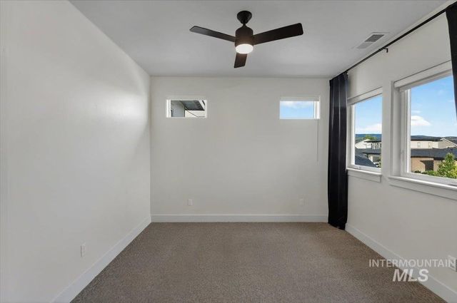 8448 W Brooks Dr, Boise, ID 83714