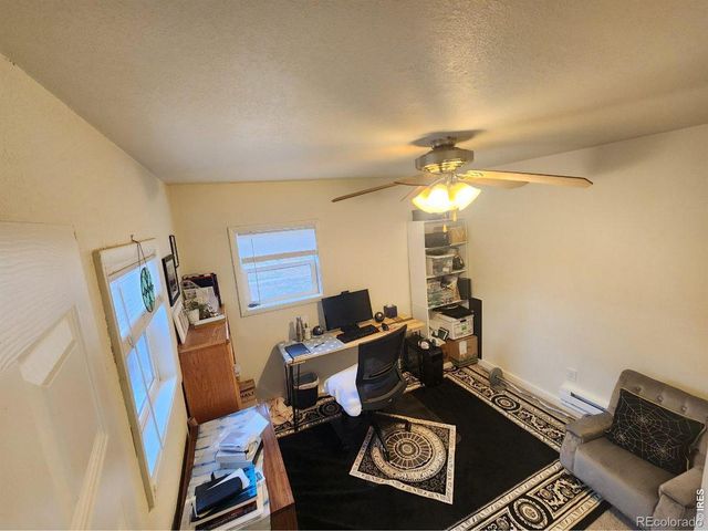 613 N 5th Avenue, Sterling, CO 80751