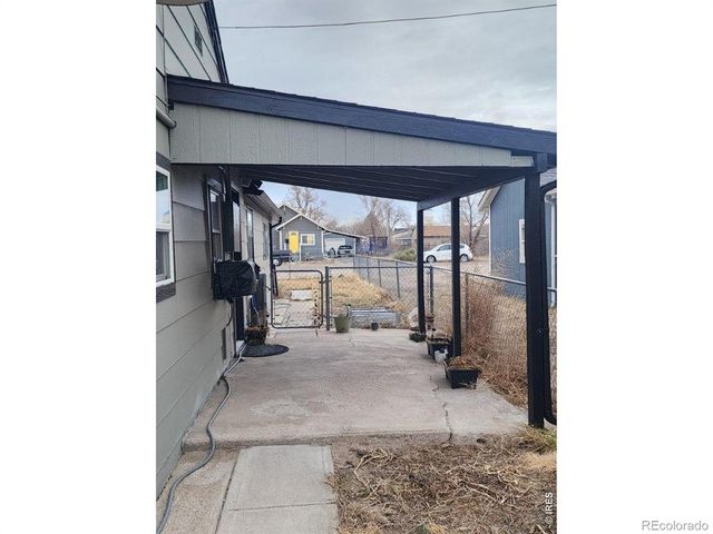 613 N 5th Avenue, Sterling, CO 80751