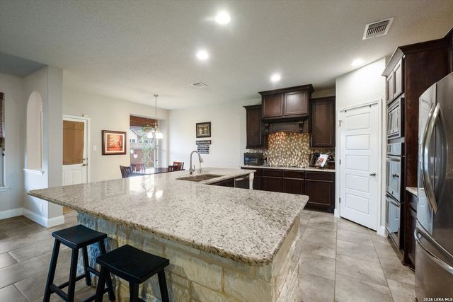 253 Bee Caves Cove, Cibolo, TX 78108