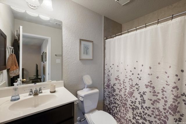 253 Bee Caves Cove, Cibolo, TX 78108