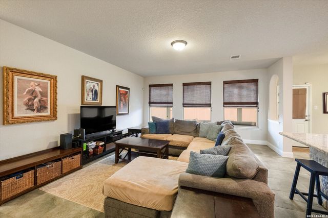 253 Bee Caves Cove, Cibolo, TX 78108