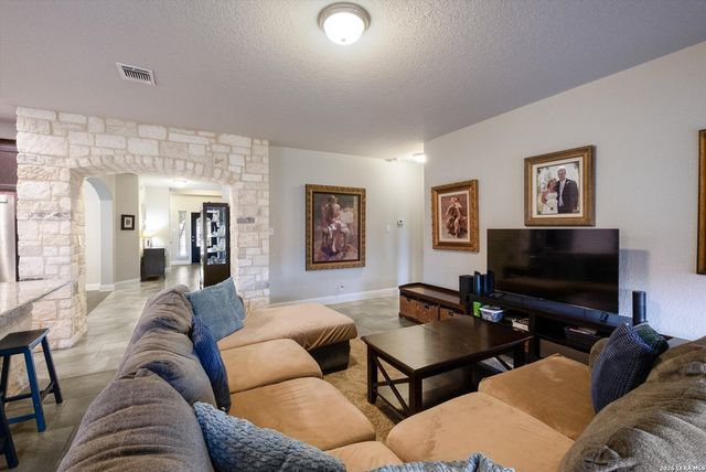 253 Bee Caves Cove, Cibolo, TX 78108