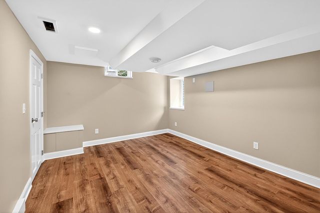1207 E 54th Street, Minneapolis, MN 55417