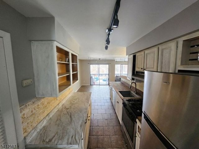 6 Baily Bunion Ct 9, Vernon Twp., NJ 07462